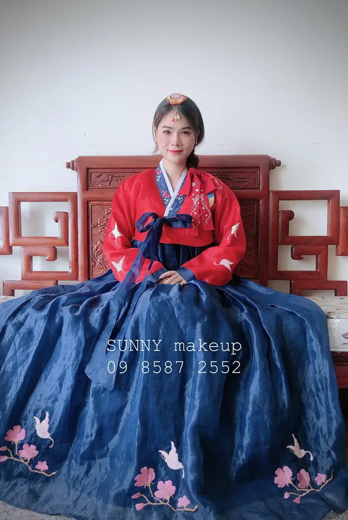 Bạn Muốn Hanbok Cao Cấp Đẹp Tại HCM?
