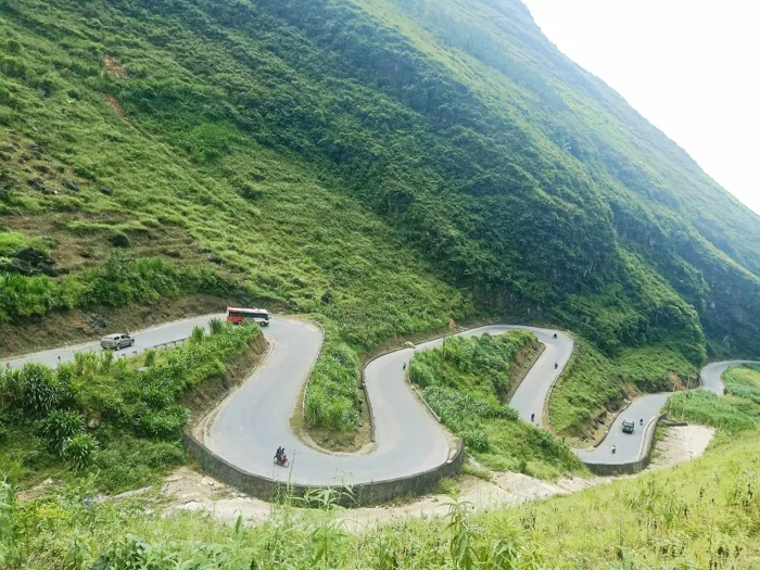 Ngỡ ngàng vẻ đẹp Cao nguyên đá Đồng Văn