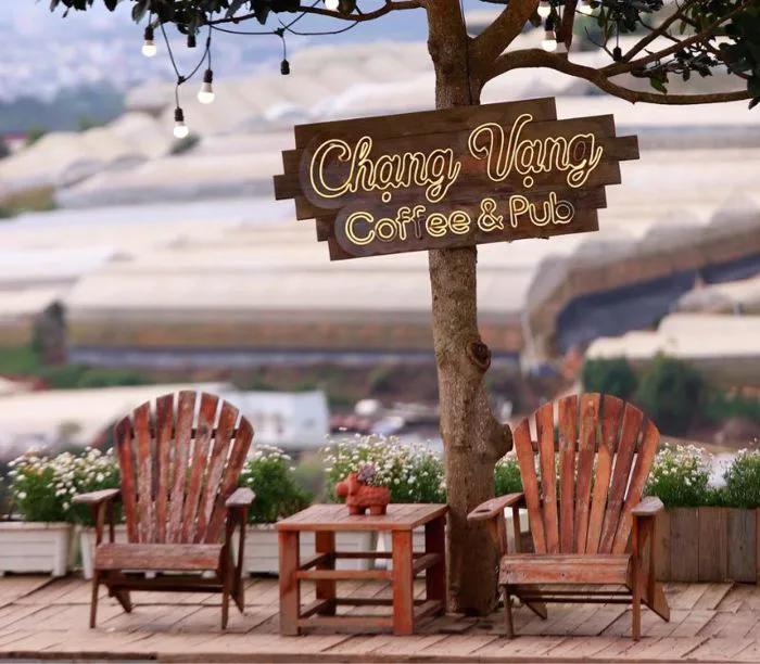 Khám phá Chạng Vạng Coffee & BBQ có gì đặc sắc?