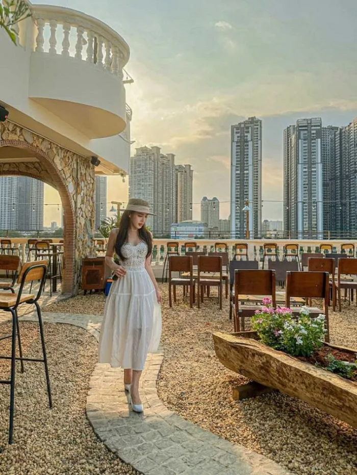 Chạng Vạng Rooftop Sài Gòn - toạ độ ngắm cảnh đẹp về đêm chill hết nấc