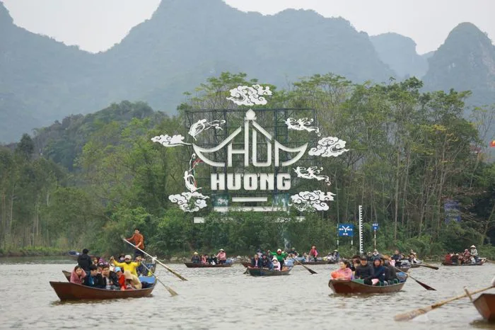 Chùa Hương - Địa điểm du xuân được nhiều người lựa chọn