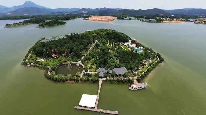 Đảo Ngọc Resort - Ngắm thiên nhiên giữa núi rừng hùng vĩ | Green SM Đảo Ngọc Resort - Ngắm thiên nhiên giữa núi rừng hùng vĩ | Green SM