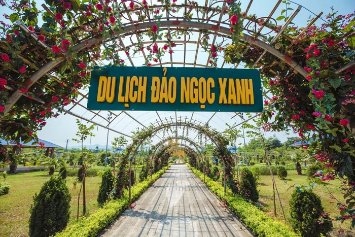 Tour Đảo Ngọc Xanh 2 Ngày 1 Đêm – Khám Phá Xanh Tươi & Thư Giãn - Info Travel Tour Tour Đảo Ngọc Xanh 2 Ngày 1 Đêm – Khám Phá Xanh Tươi & Thư Giãn - Info Travel Tour