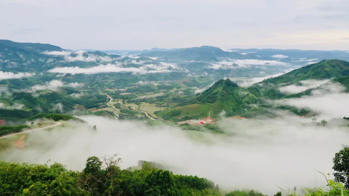 Chùm ảnh: Khung cảnh hùng vĩ ở đèo Vi Ô Lắc