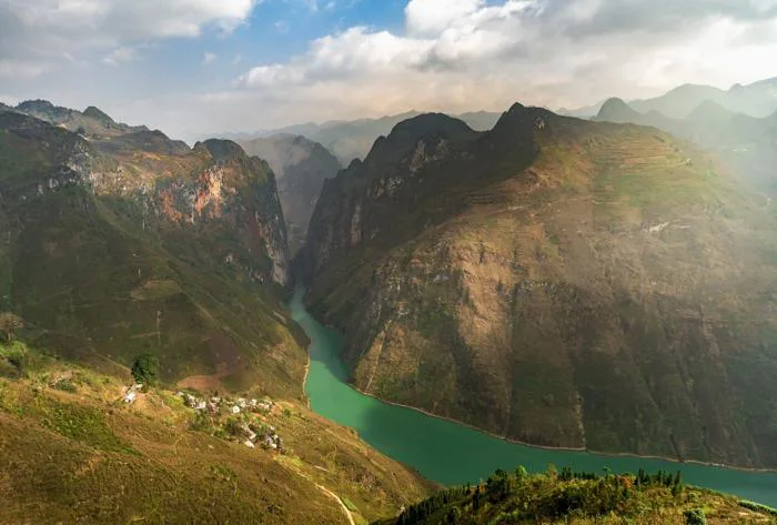 Kinh nghiệm du lịch Hà Giang 2026 từ A đến Z: di chuyển, lưu trú, ăn chơi,  đặc sản...