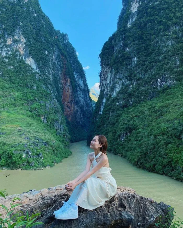 Hẻm Tu Sản Hà Giang: Kỳ quan hùng vĩ giữa cao nguyên đá Hẻm Tu Sản Hà Giang: Kỳ quan hùng vĩ giữa cao nguyên đá