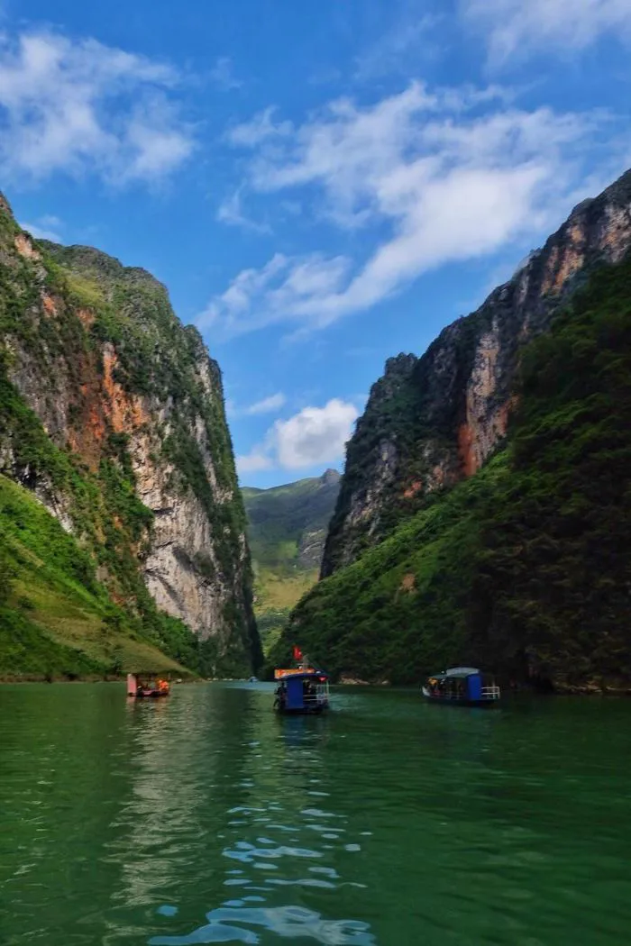 Hà Giang: Hẻm Tu Sản kỳ quan độc nhất vùng cao nguyên đá Hà Giang: Hẻm Tu Sản kỳ quan độc nhất vùng cao nguyên đá