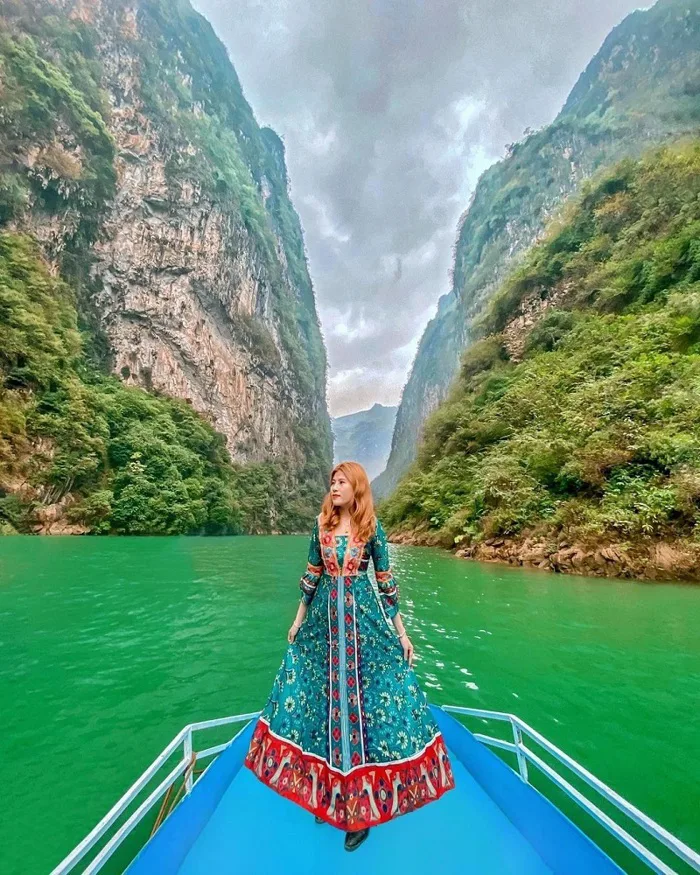 Hẻm Tu Sản Hà Giang – Vẻ Đẹp Hùng Vĩ Bên Dòng Sông Nho Quế - Ecotour Hẻm Tu Sản Hà Giang – Vẻ Đẹp Hùng Vĩ Bên Dòng Sông Nho Quế - Ecotour
