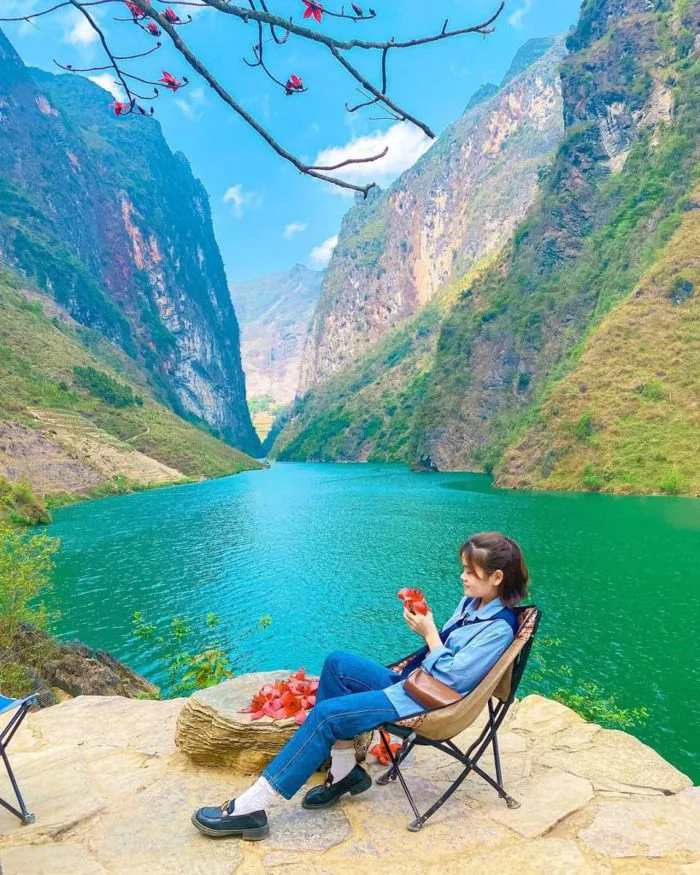 Hẻm Tu Sản Hà Giang: Kỳ quan hùng vĩ giữa cao nguyên đá Hẻm Tu Sản Hà Giang: Kỳ quan hùng vĩ giữa cao nguyên đá