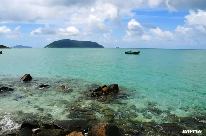 12 BÃI BIỂN HOANG SƠ TUYỆT ĐẸP ÍT NGƯỜI BIẾT Ở VIỆT NAM - Công ty Du Lịch  Triều Hảo