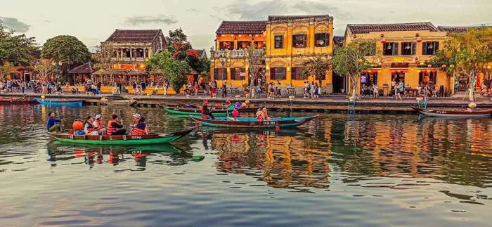 Đôi nét giới thiệu về Phố Cổ Hội An - Vẻ đẹp thời gian ngưng động - Da Nang  Tourism