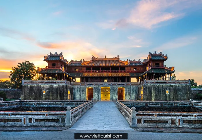 TOP 5 ĐỊA ĐIỂM DU LỊCH MIỀN TRUNG ĐẸP TỪNG XEN-TI-MÉT