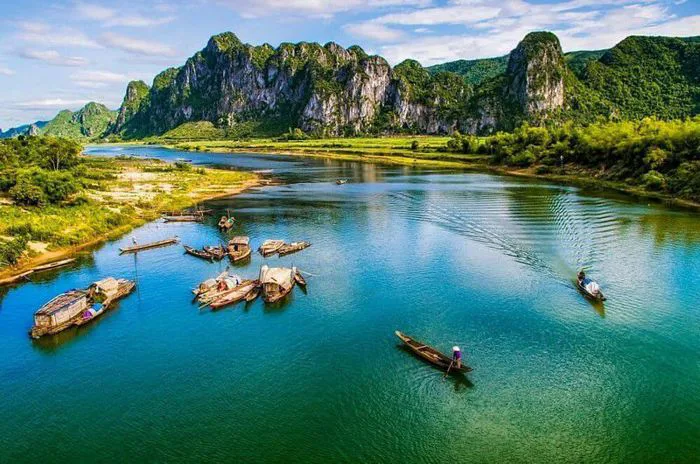 Du lịch miền Trung: Check-in những điểm đến mới lạ hot nhất – VinWonders