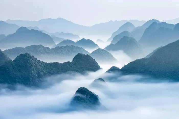 Việt Nam - Núi Rừng Biển Cả