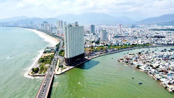Cẩm nang du lịch Nha Trang: Khám phá thiên đường biển - Tuổi Trẻ Online Cẩm nang du lịch Nha Trang: Khám phá thiên đường biển - Tuổi Trẻ Online