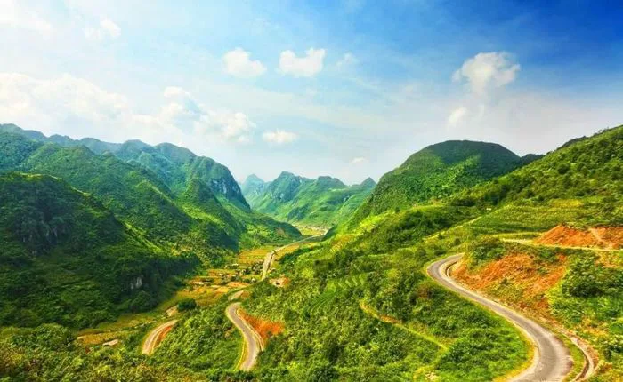 Khám phá TOP 14 cảnh đẹp Tây Bắc (Mới nhất 2025)