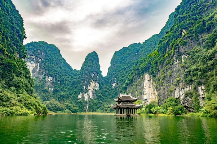 Khám phá vẻ đẹp quần thể danh thắng Tràng An Khám phá vẻ đẹp quần thể danh thắng Tràng An