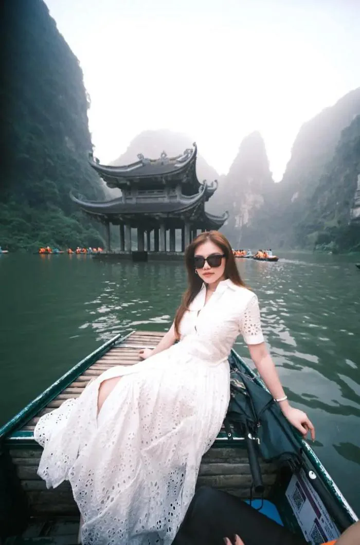 Quần thể danh thắng Tràng An - Nàng thơ của Ninh Bình Quần thể danh thắng Tràng An - Nàng thơ của Ninh Bình