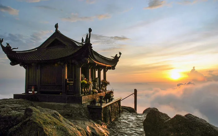 Du lịch Yên Tử - chi tiết hướng dẫn tham quan, giá vé