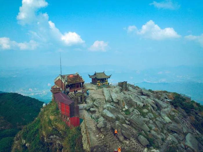 Review Yên Tử] Kinh nghiệm đi Yên Tử Quảng Ninh chi tiết 2025