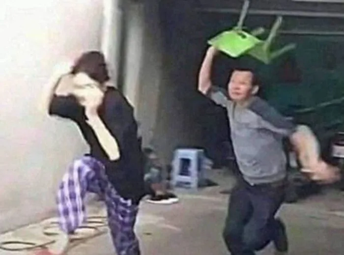 Trọn Bộ Sưu Tập 99+ Meme Đánh Nhau Hóm Hỉnh, Vui Nhộn, Cười Chảy Nước Mắt