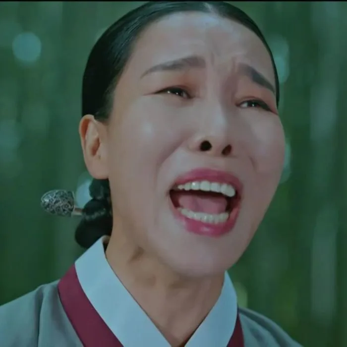 4 thánh meme khét tiếng màn ảnh Hàn: Nhìn ác nữ Seo Jin mà tưởng Penthouse  là phim hài đấy!