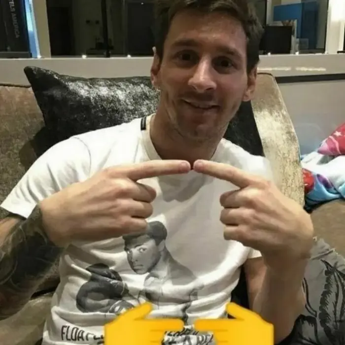Cười té ghế với bộ sưu tập ảnh Messi meme cực chất