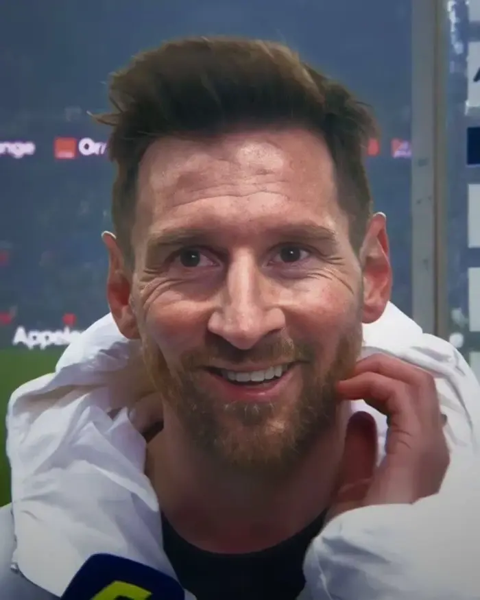 Bộ ảnh meme Messi hài hước khiến dân mạng thích thú