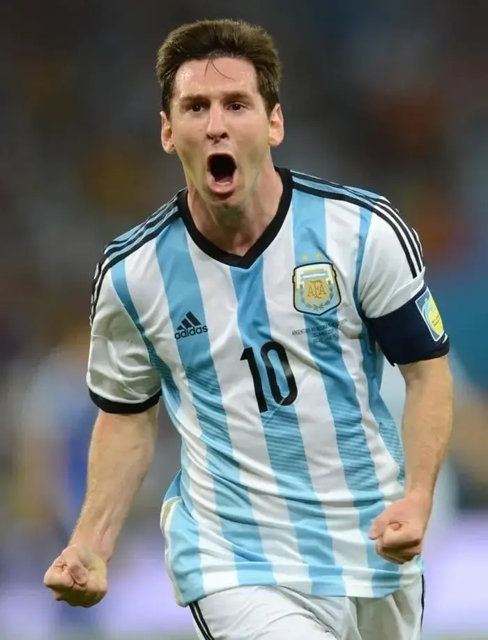 Bộ ảnh meme Messi hài hước khiến dân mạng thích thú