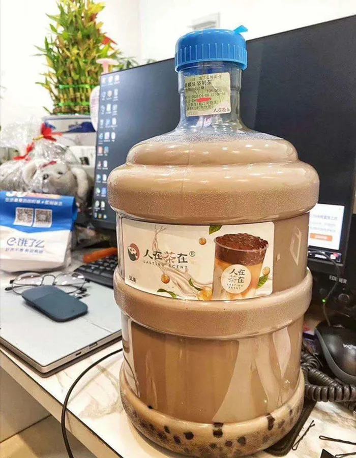 Muốn biết những người không thể sống thiếu trà sữa trân châu là như thế  nào, cứ xem qua vài hình ảnh “dở khóc dở cười” này