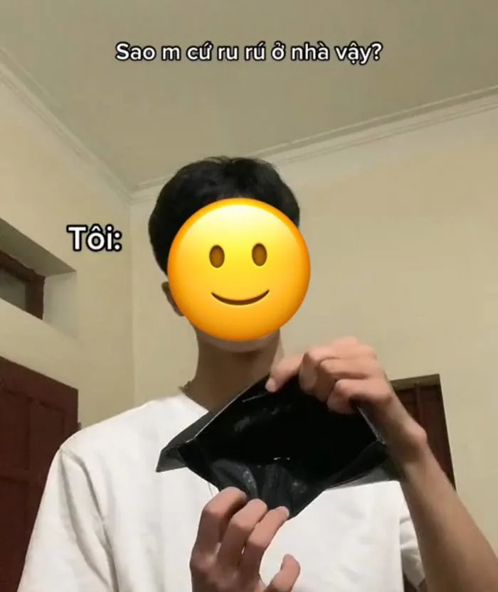 Tổng hợp meme hết tiền hài hước